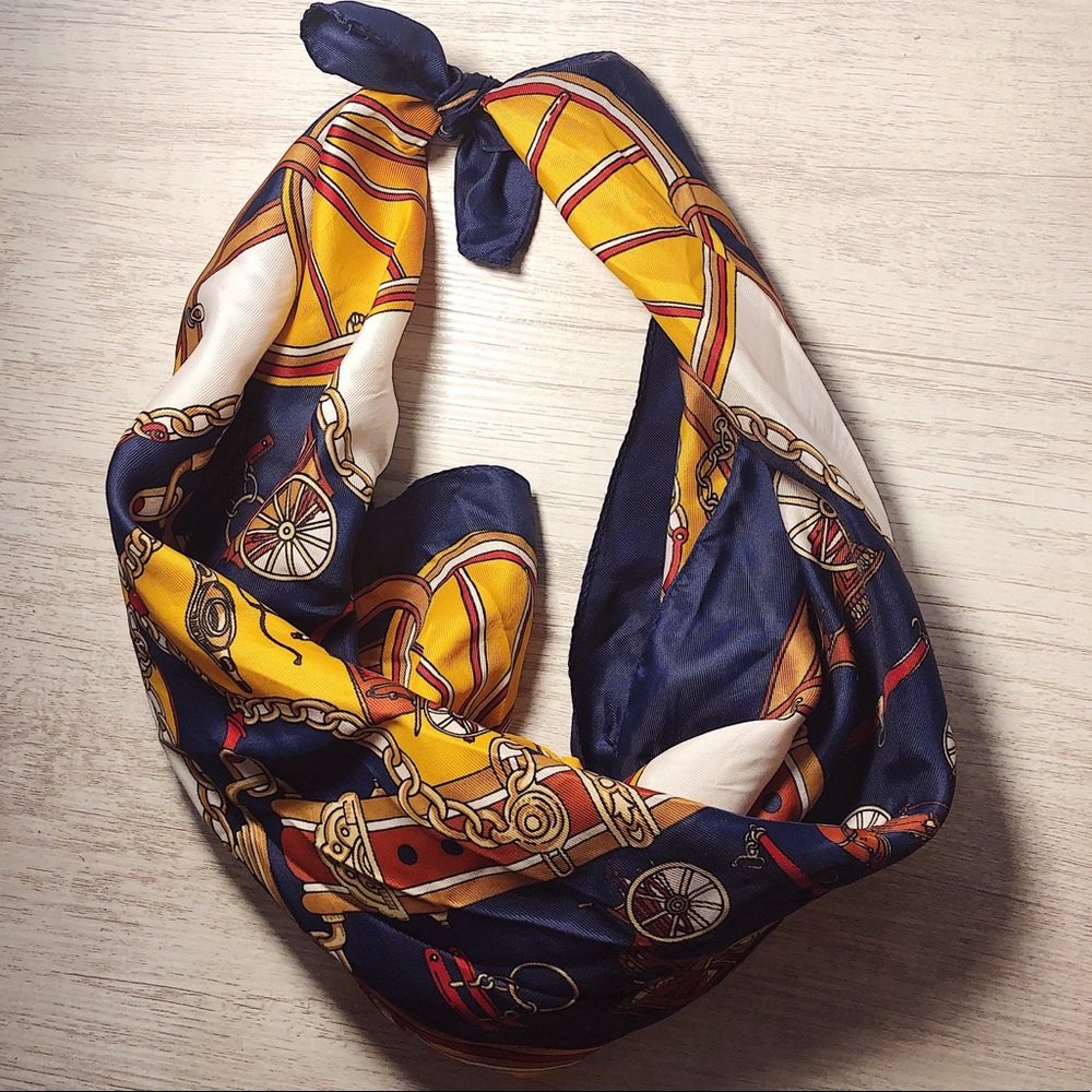 VINTAGE FASHION SCARF